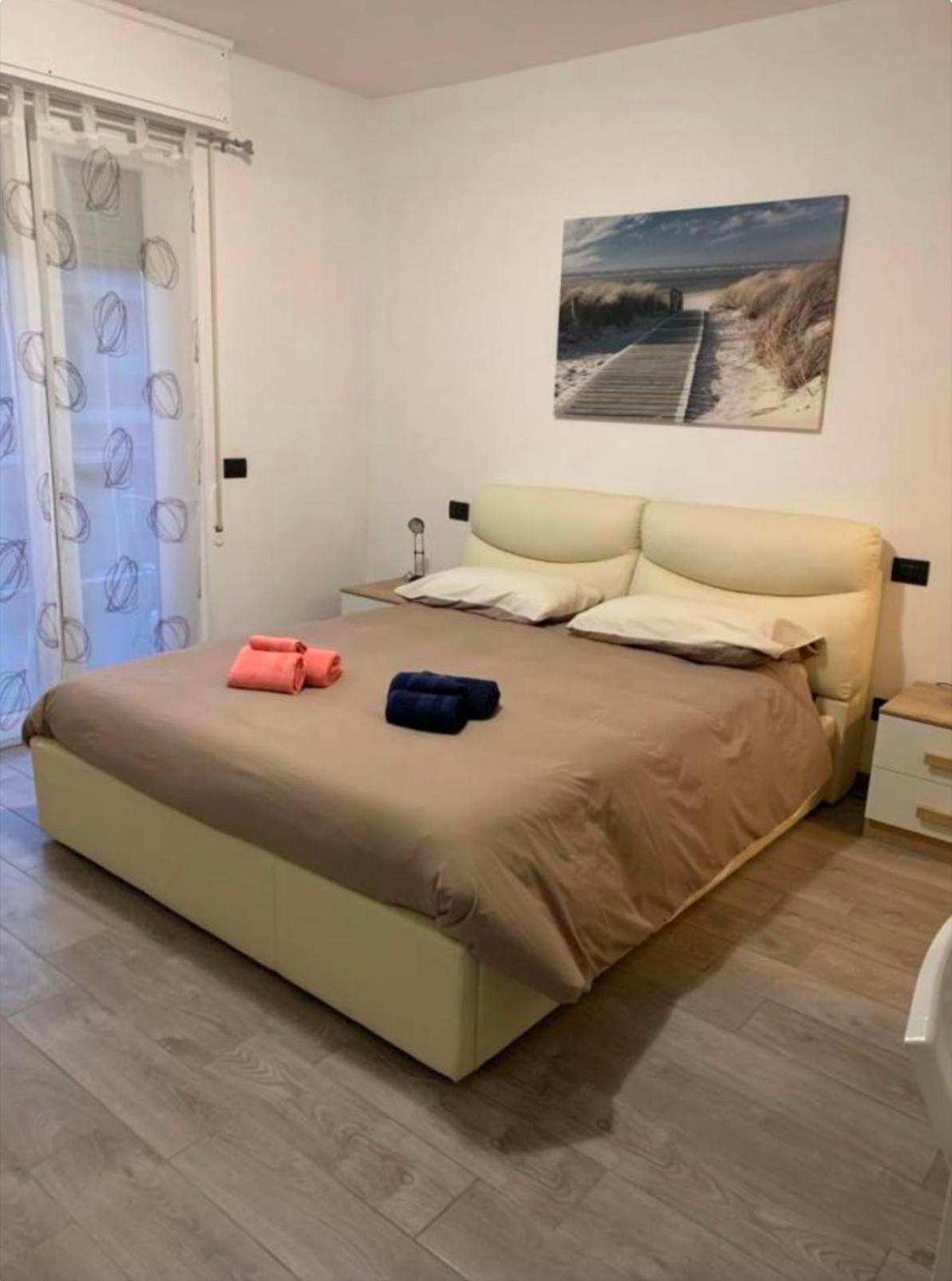 La Conchiglia A Marina Apartment มารีนาดีคาร์รารา ภายนอก รูปภาพ