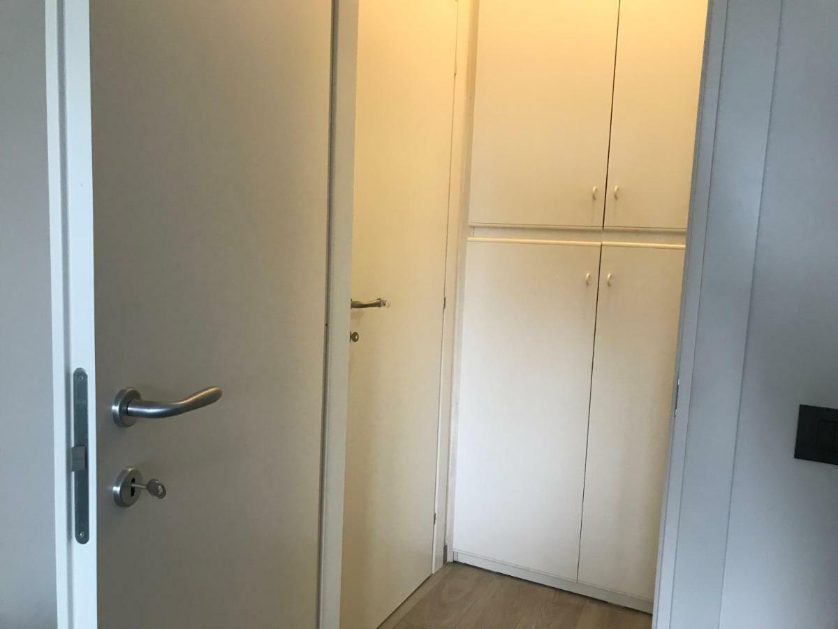 La Conchiglia A Marina Apartment มารีนาดีคาร์รารา ภายนอก รูปภาพ